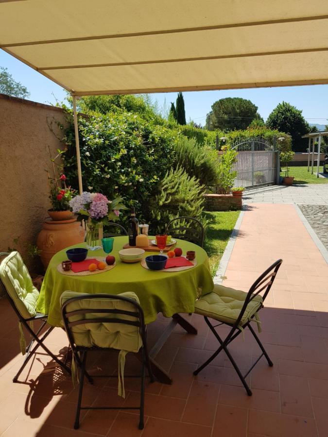 ルッカIl Casaleアパートメント エクステリア 写真